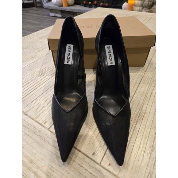 Steve Madden Women's Black Mesh Pointed Toe Stilettos Size 10 - Picture 5 of 8